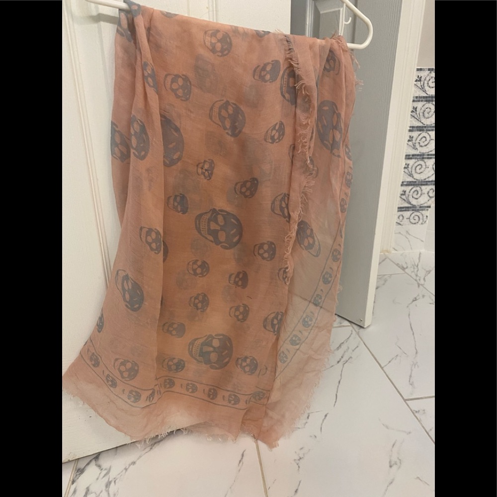 Alexander McQueen scarf